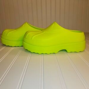 Sorel Caribou Clog Size 10